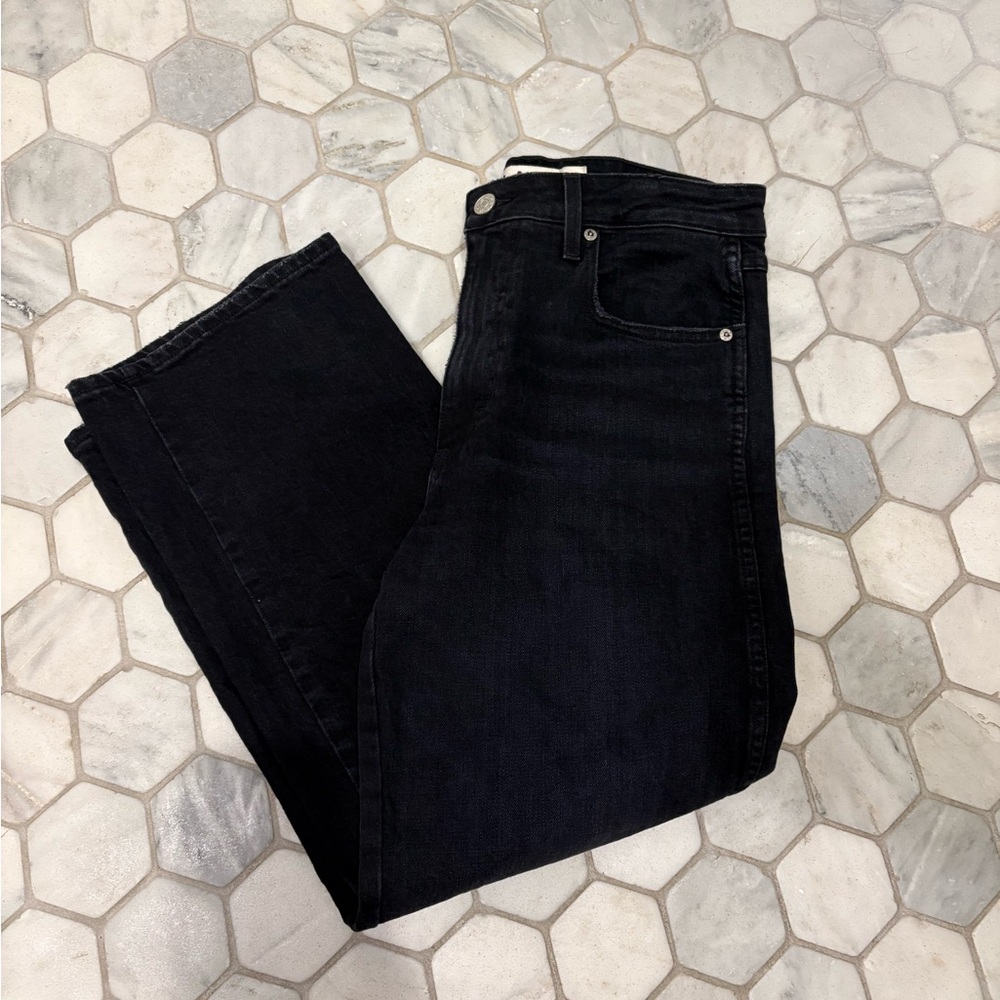 AMO Women's Black Ankle Jeans